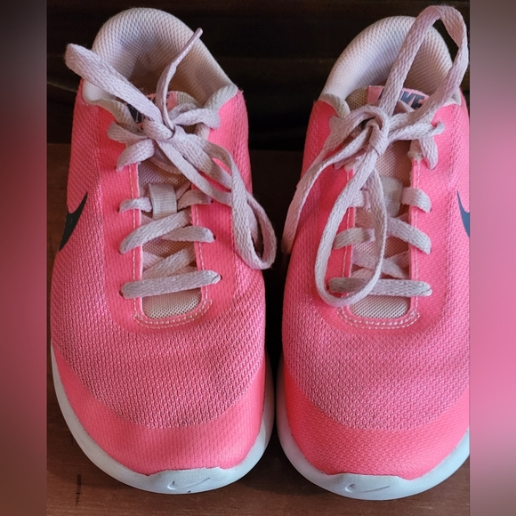 Nike Flex Experience Girls Shoes - Picture 8 of 10